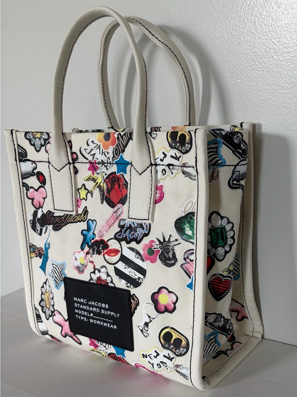 New Marc Jacobs Cotton Canvas Graphic Sticker-Print Medium Tote White Multi - Picture 3 of 6